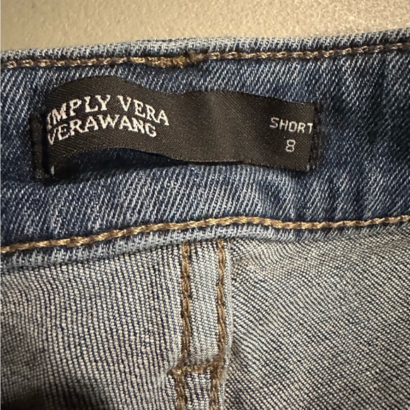 Simply Vera Vera Wang Blue Jean Shorts Womens 8 Distressed Denim‎ Cuffed - Picture 6 of 8